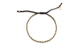 Geflochtenes Macramé-Armband in Schwarz mit vergoldeten Perlen und Zugverschluss