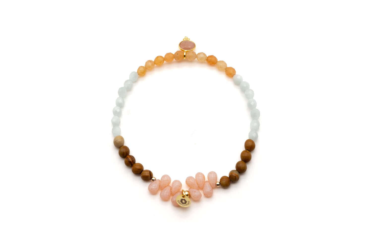 Armband auf Elastikband mit orangefarbenen und hellen Perlen, rosa Tropfen und rundem Mondstein-Anhänger
