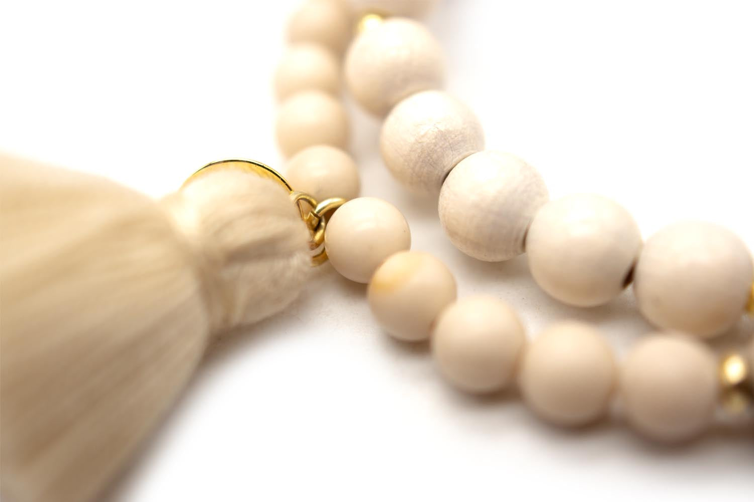 A26 Mala Twin Black and White