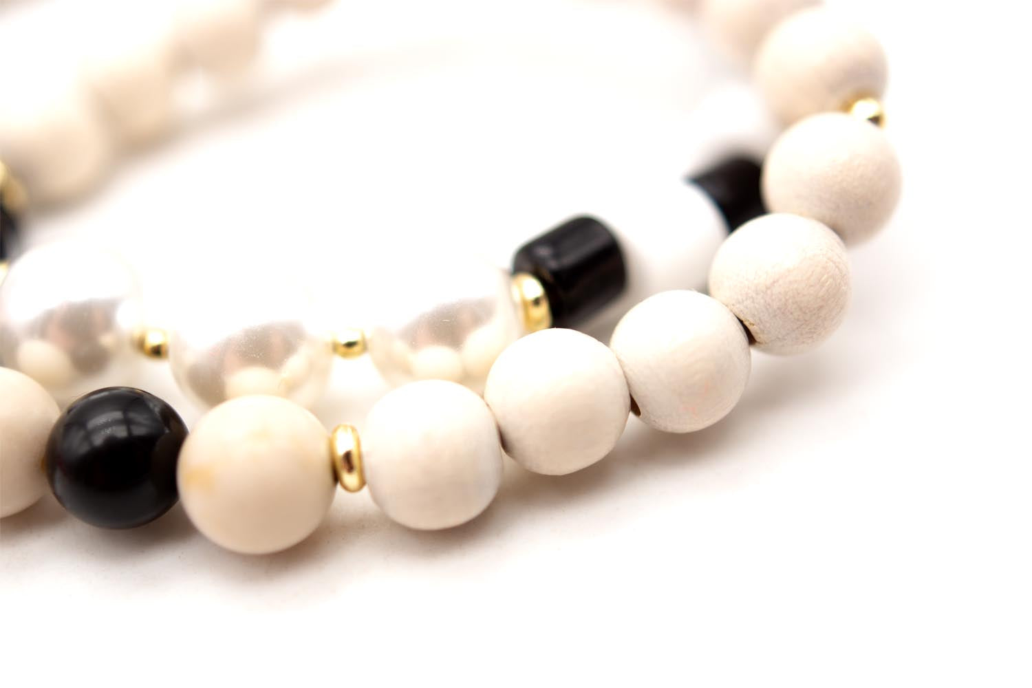A26 Mala Twin Black and White