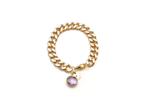 Vergoldetes Panzerkettenarmband mit rundem, violett facettiertem Chalcedon-Anhänger