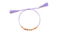 Geflochtenes Macramé-Armband in Flieder mit orangeroten Karneol-Perlen und goldfarbenen Kügelchen, zwei Quasten