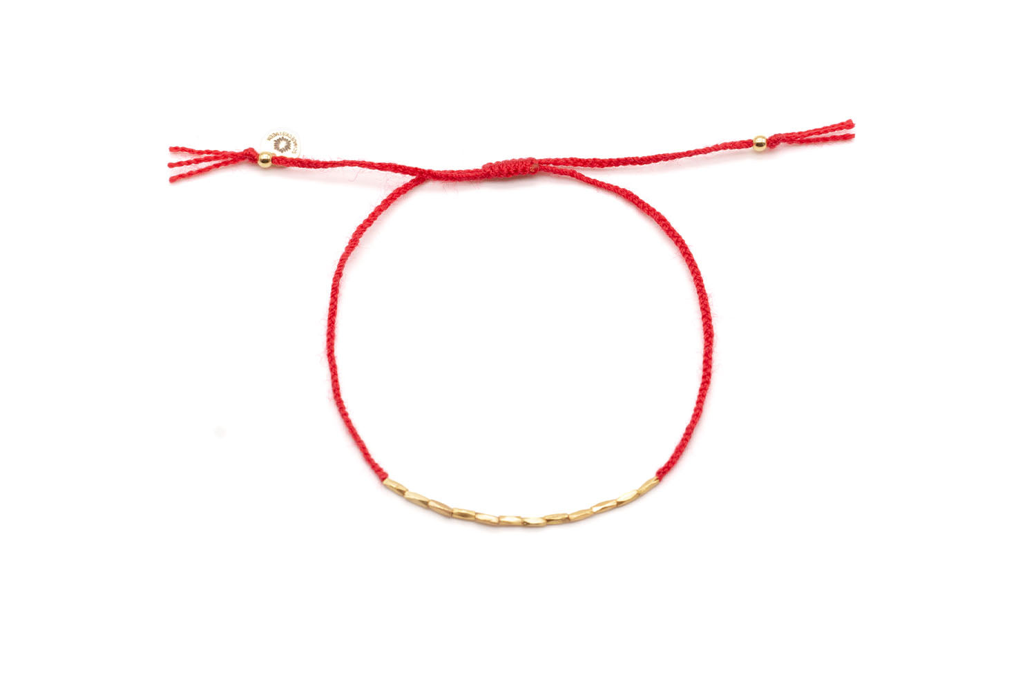 Rotes geflochtenes Macramé-Armband mit vergoldeten Röhrchen aus Sterlingsilber und Zugverschluss